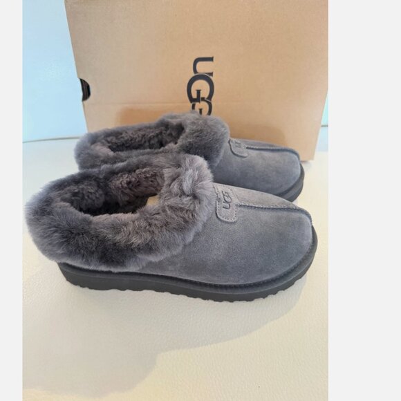 NIB UGG Tazzette Genuine Shearling Collar Slipper Women OBSIDIAN 7 - Picture 1 of 5